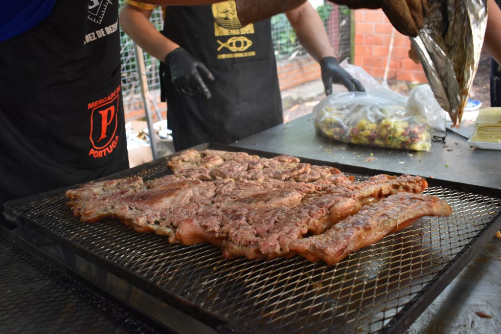 Equipes de Nossa Senhora realizam mais uma Porca à Paraguai em Dourados