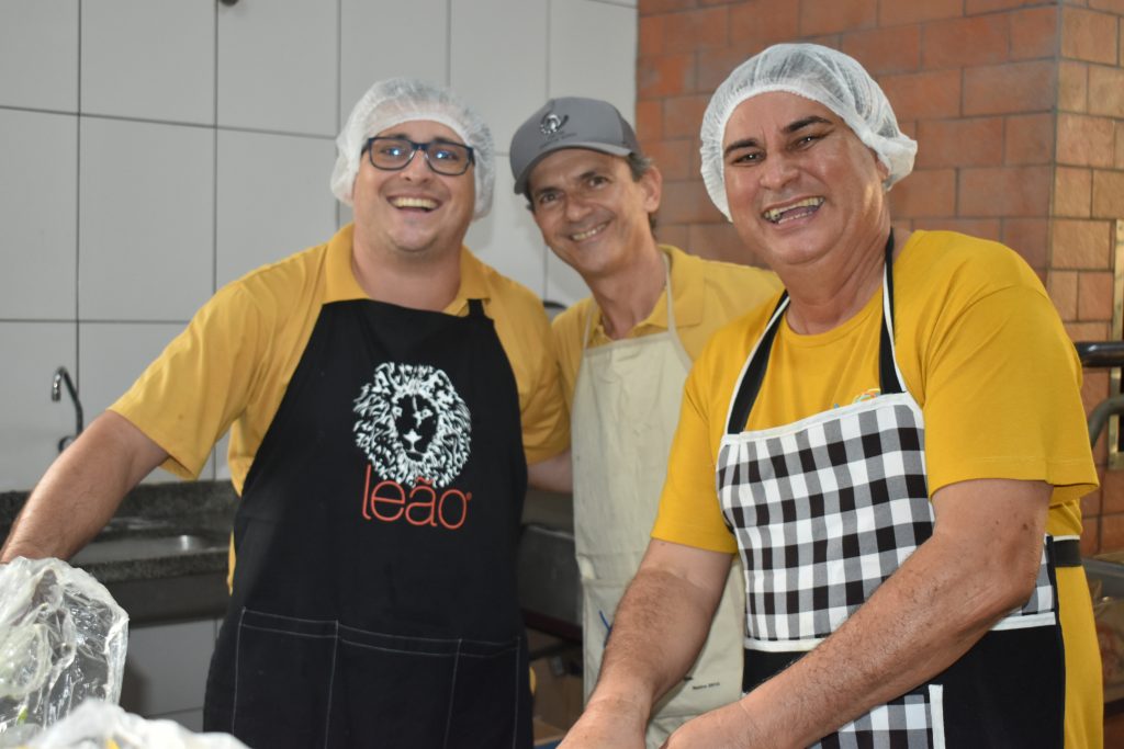 Equipes de Nossa Senhora realizam mais uma Porca à Paraguai em Dourados