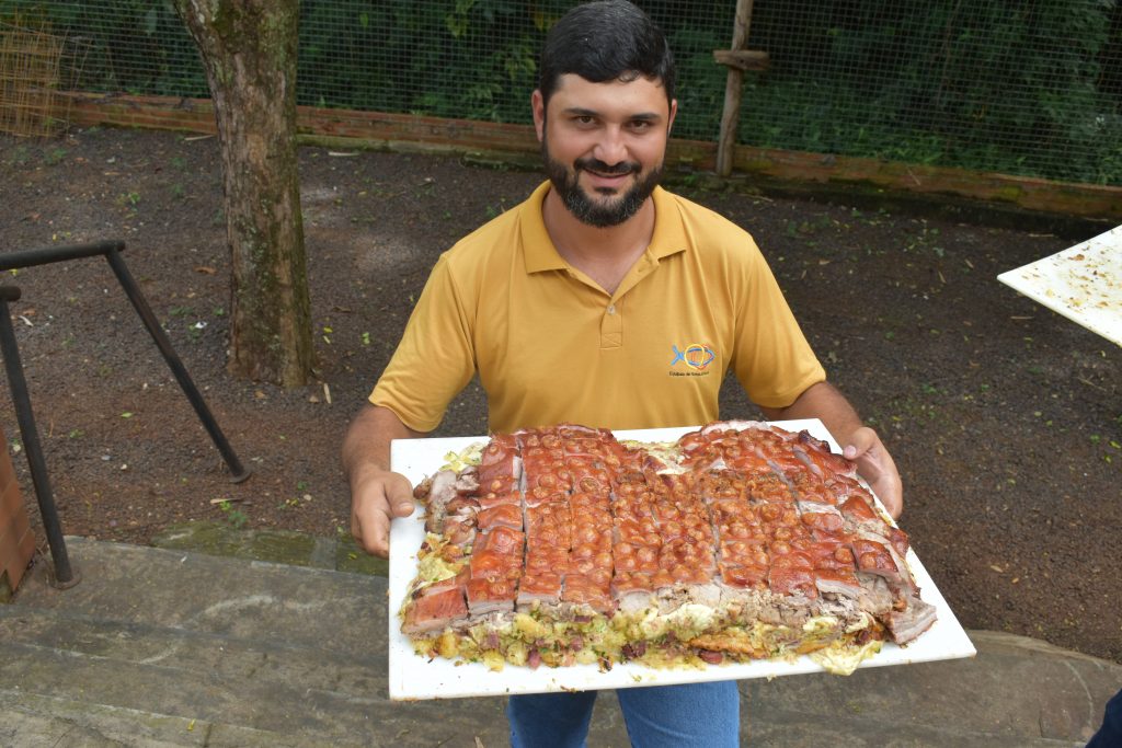 Equipes de Nossa Senhora realizam mais uma Porca à Paraguai em Dourados