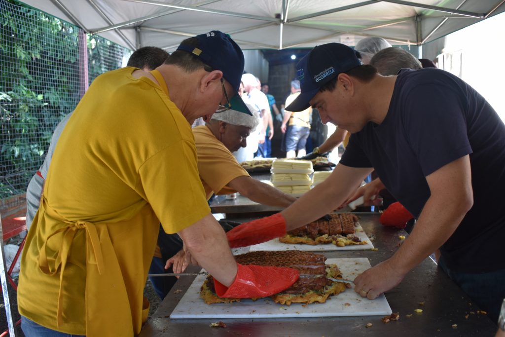 Equipes de Nossa Senhora realizam mais uma Porca à Paraguai em Dourados