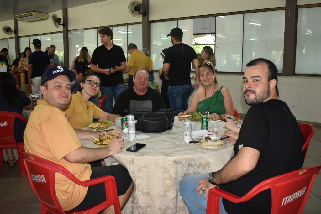 Equipes de Nossa Senhora realizam mais uma Porca à Paraguai em Dourados