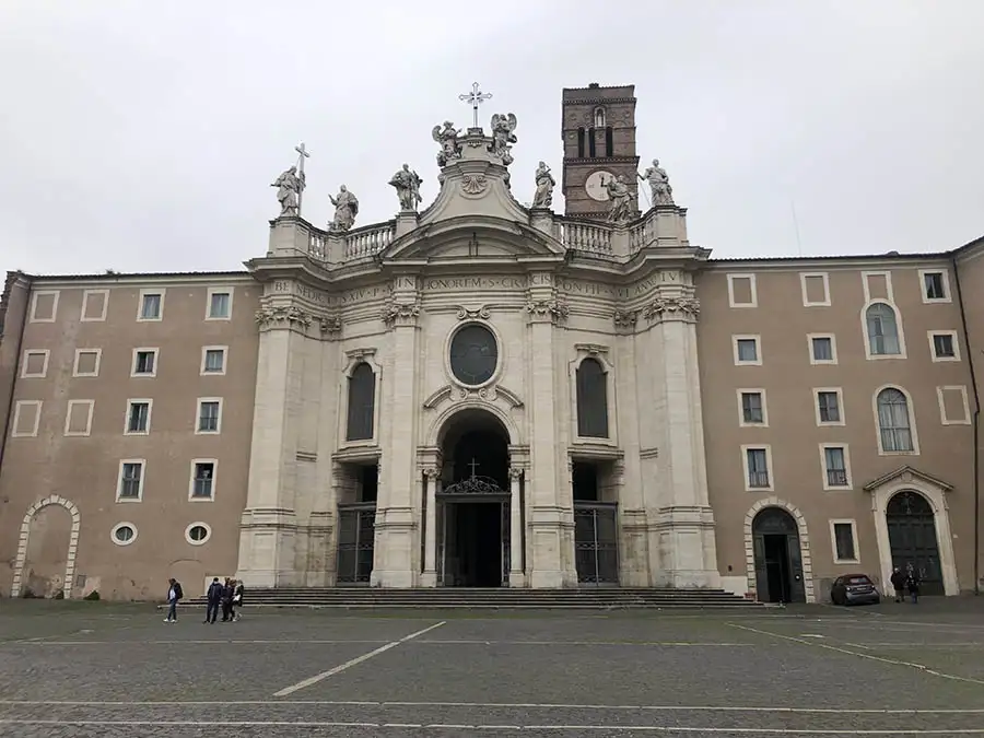 Conheça as relíquias da Paixão de Cristo em Roma Conheça as relíquias da Paixão de Cristo em Roma