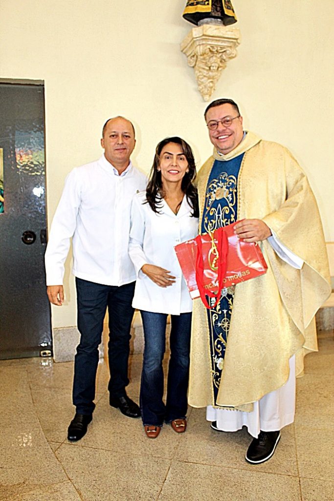 Missa em Ação de Graças e homenagens marcam os 16 anos de sacerdócio Pe. Alex Dias