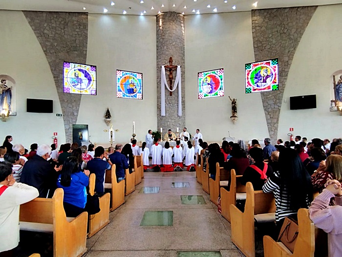 Missa em Ação de Graças e homenagens marcam os 16 anos de sacerdócio Pe. Alex Dias