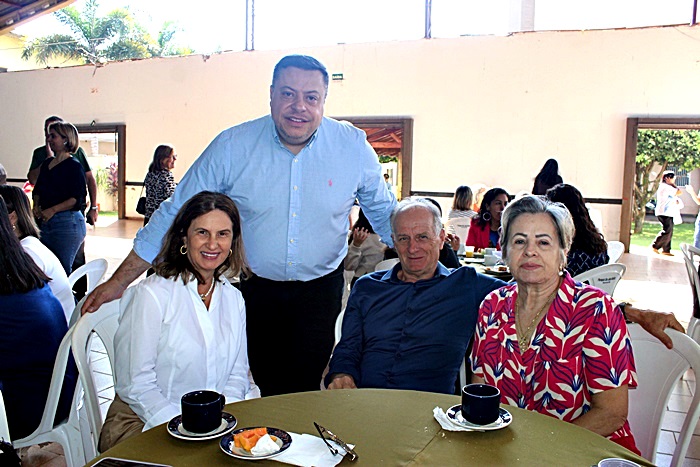 Missa em Ação de Graças e homenagens marcam os 16 anos de sacerdócio Pe. Alex Dias