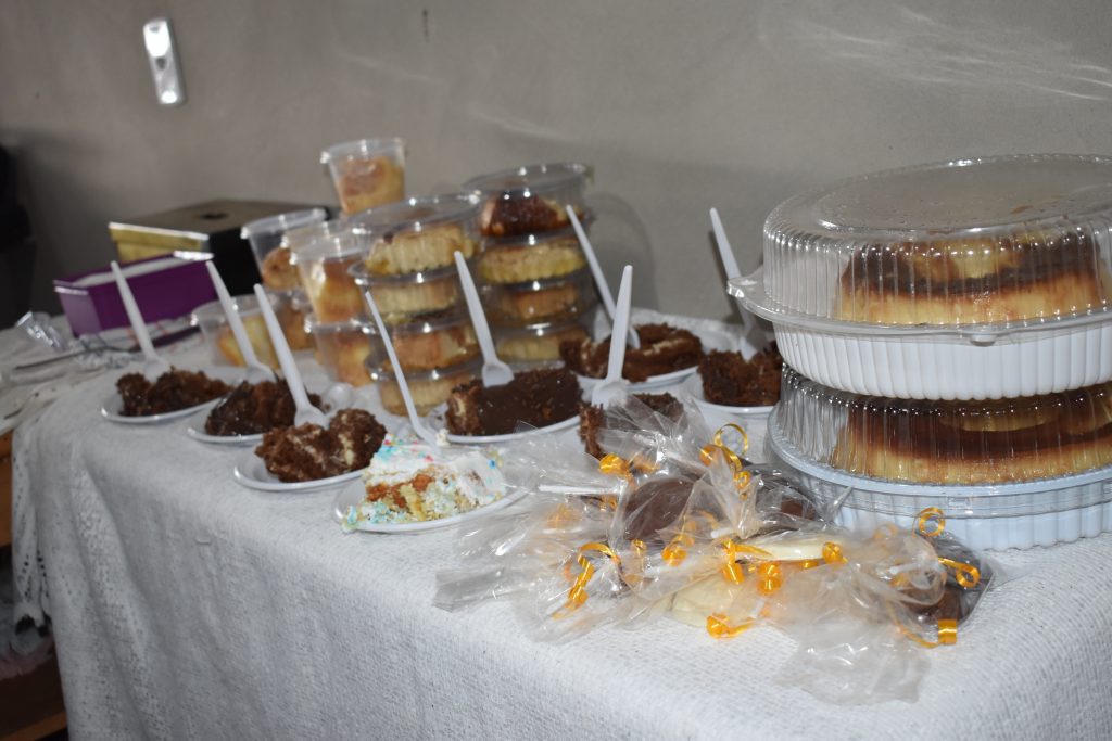 Festejos da padroeira Santa Rita de Cássia, reúne centenas de pessoas de Dourados e região