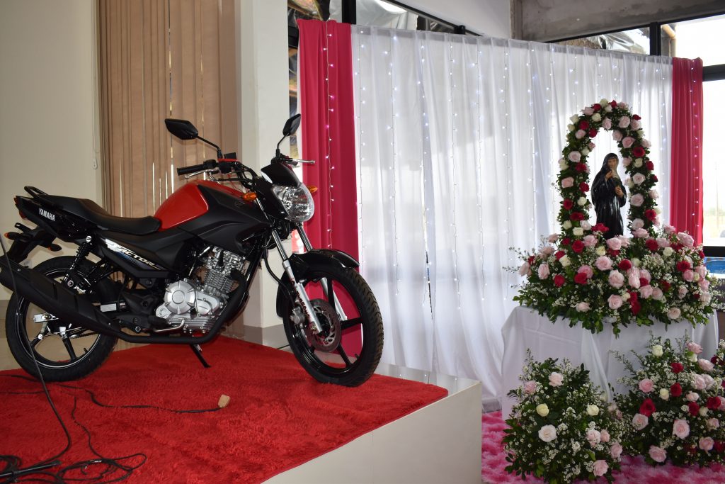 Festejos da padroeira Santa Rita de Cássia, reúne centenas de pessoas de Dourados e região