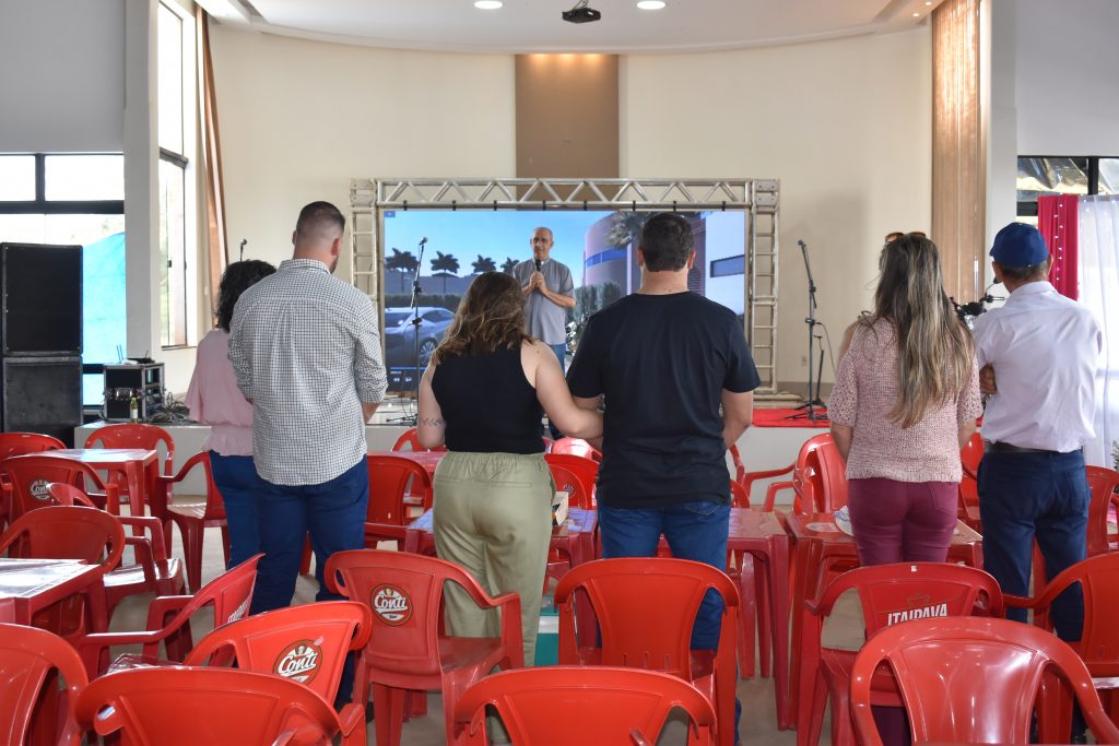 Festejos da padroeira Santa Rita de Cássia, reúne centenas de pessoas de Dourados e região