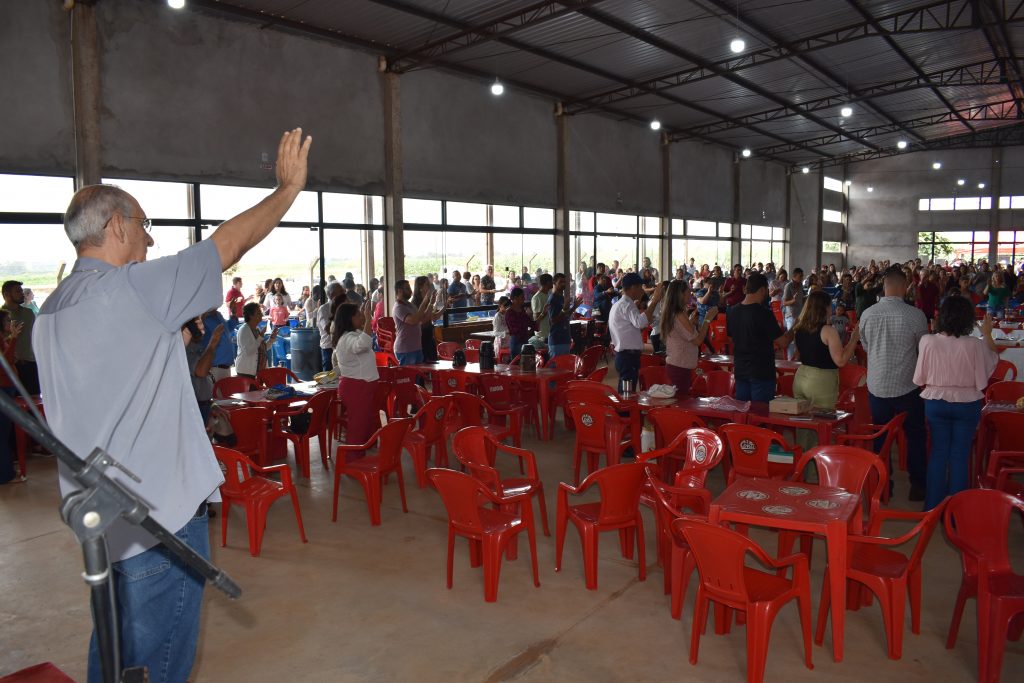 Festejos da padroeira Santa Rita de Cássia, reúne centenas de pessoas de Dourados e região