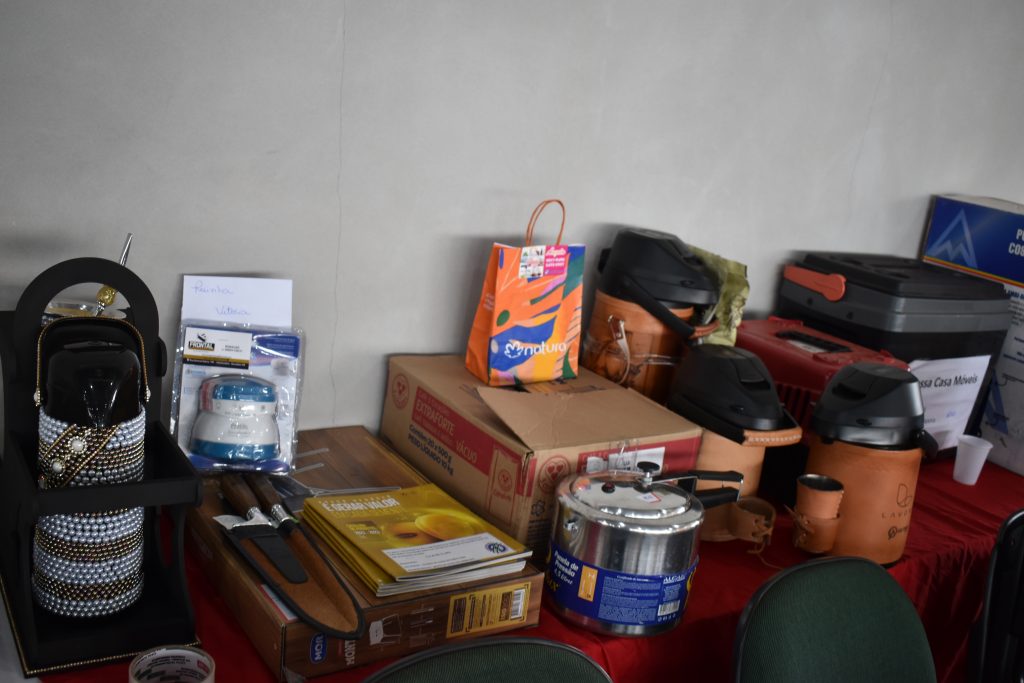 Festejos da padroeira Santa Rita de Cássia, reúne centenas de pessoas de Dourados e região