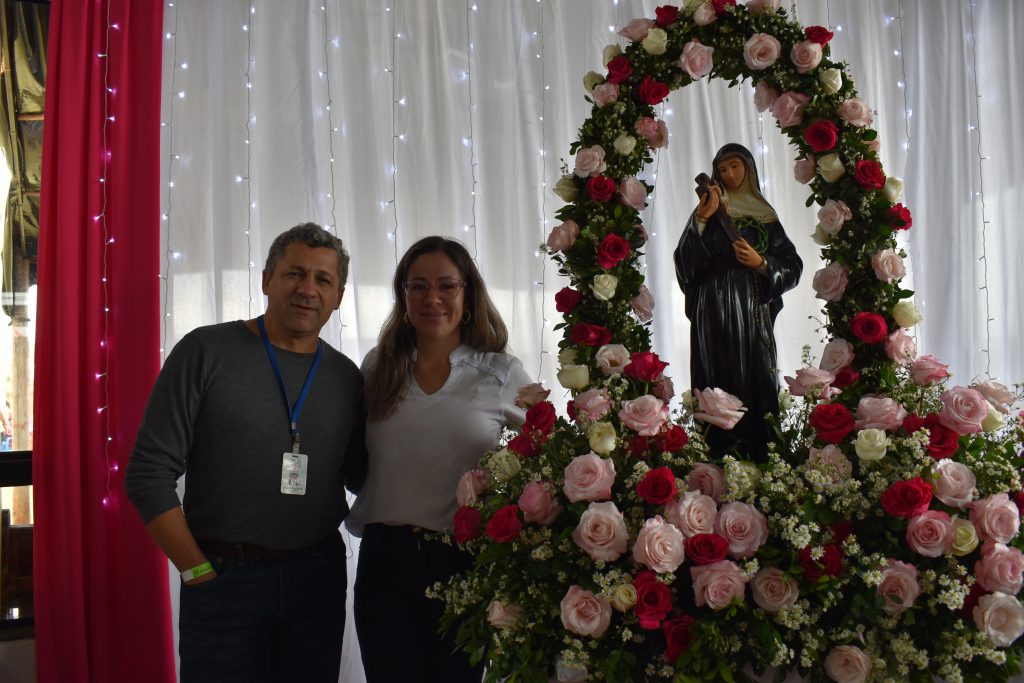 Festejos da padroeira Santa Rita de Cássia, reúne centenas de pessoas de Dourados e região