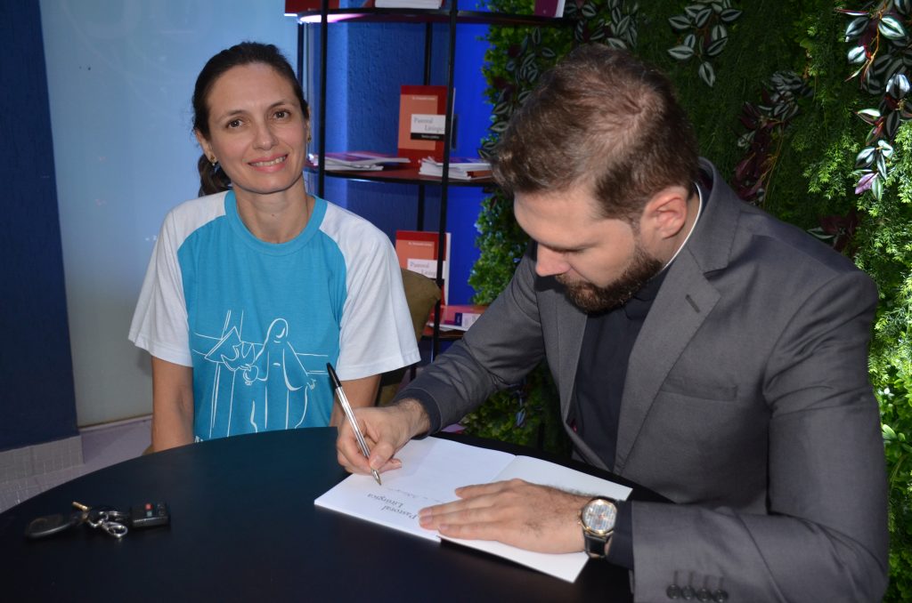 Veja as fotos do lançamento do livro: Pastoral Litúrgica do Pe. Fernando Lorenz