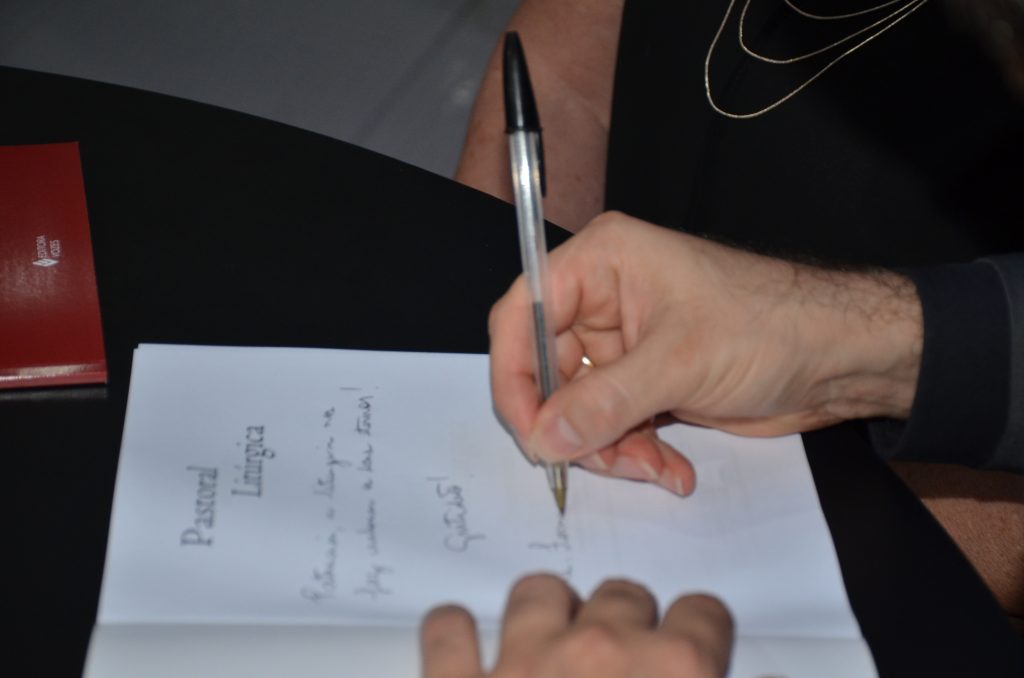 Veja as fotos do lançamento do livro: Pastoral Litúrgica do Pe. Fernando Lorenz