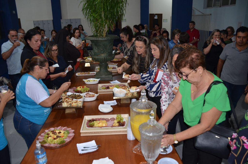 Veja as fotos do lançamento do livro: Pastoral Litúrgica do Pe. Fernando Lorenz