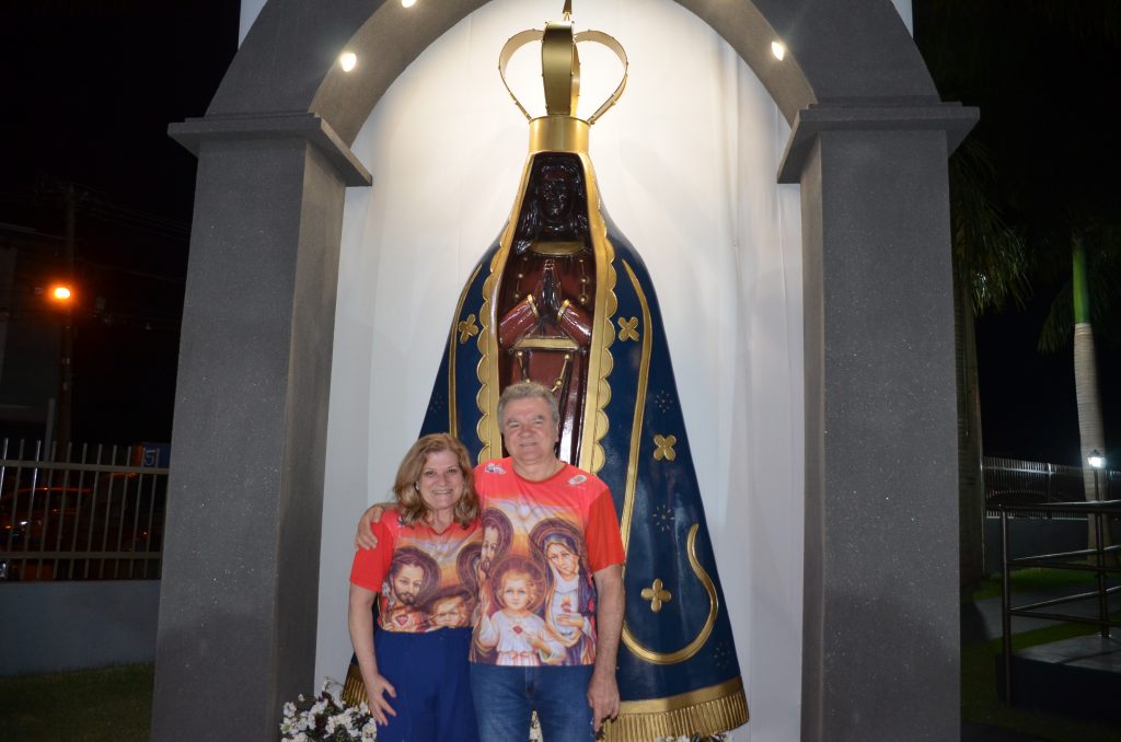 Paróquia de Dourados inaugura grandiosa imagem de Nossa Senhora Aparecida Paróquia de Dourados inaugura grandiosa imagem de Nossa Senhora Aparecida