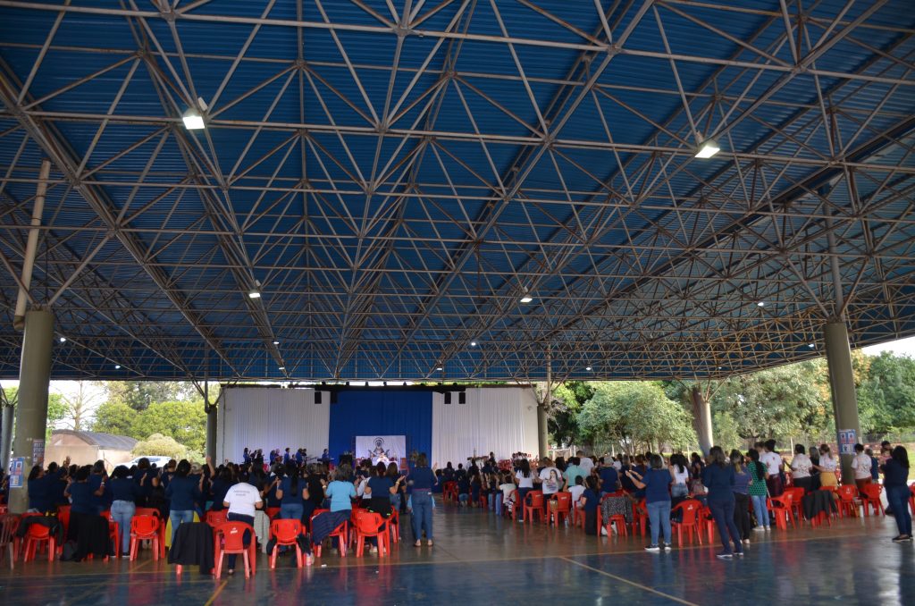Dourados sedia 4° encontro do movimento das Mães que oram pelos Filhos do MS