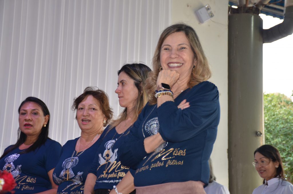 Dourados sedia 4° encontro do movimento das Mães que oram pelos Filhos do MS