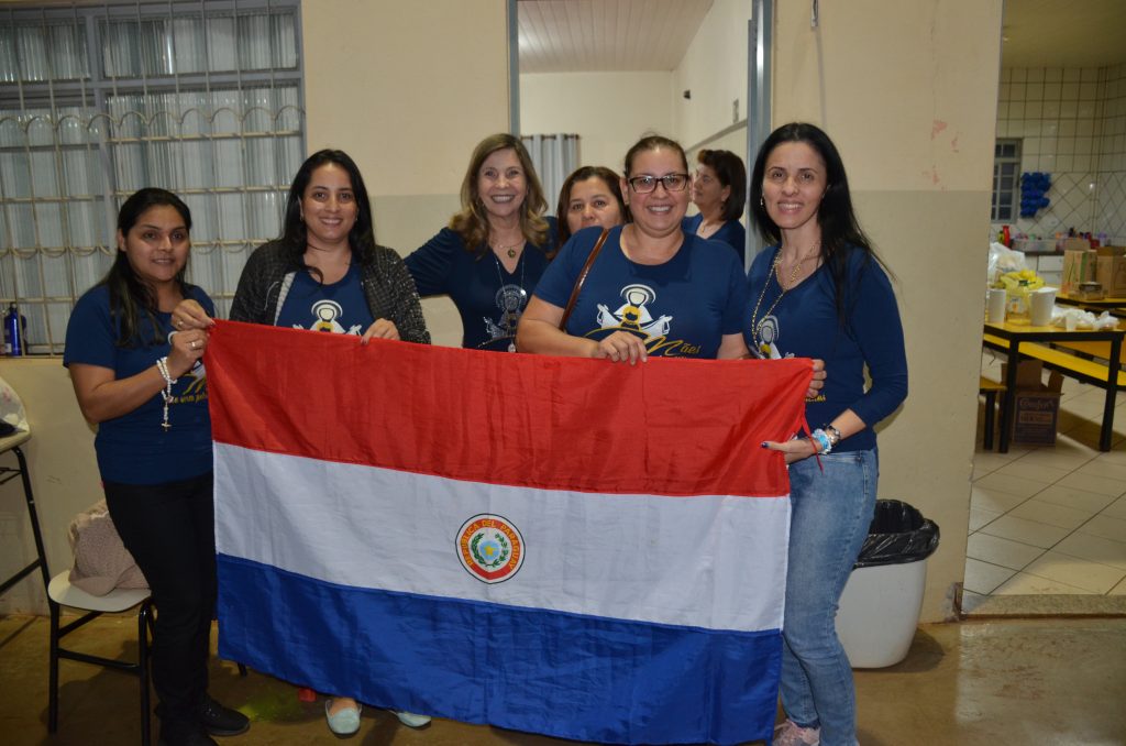 Dourados sedia 4° encontro do movimento das Mães que oram pelos Filhos do MS