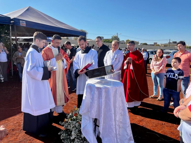 Prefeito Alan Guedes participa de missa campal que marca lançamento de novo santuário da Sagrado Coração de Jesus