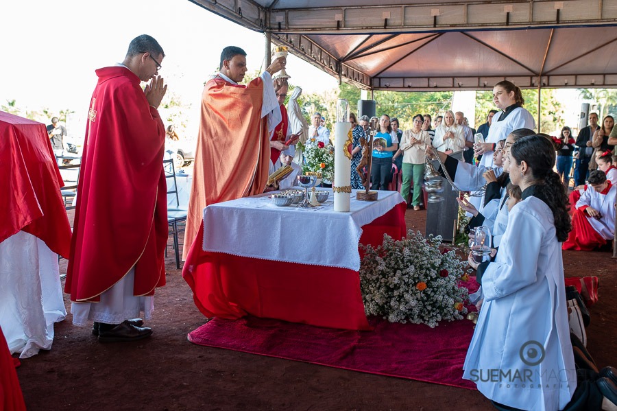 Prefeito Alan Guedes participa de missa campal que marca lançamento de novo santuário da Sagrado Coração de Jesus