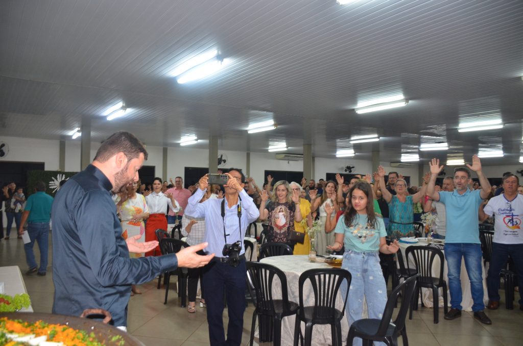 Missa em Ação de Graças pelos 15 anos de ordenação sacerdotal do Pe. Marcos Roberto