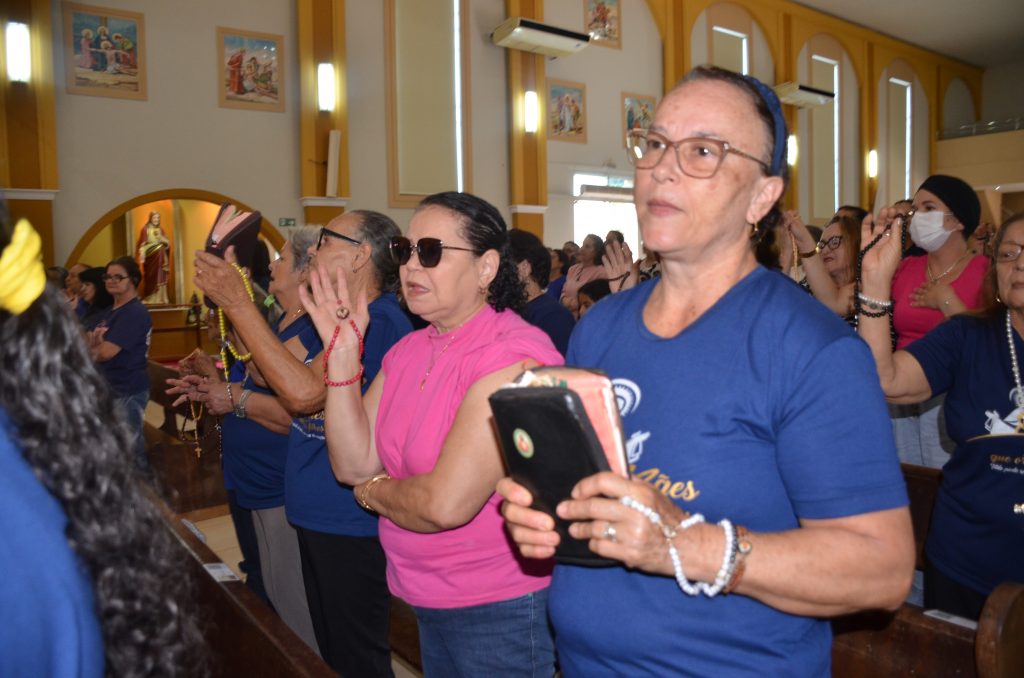 Fátima do Sul realiza 1° encontro paroquial do grupo das 'Mães que oram pelos Filhos'