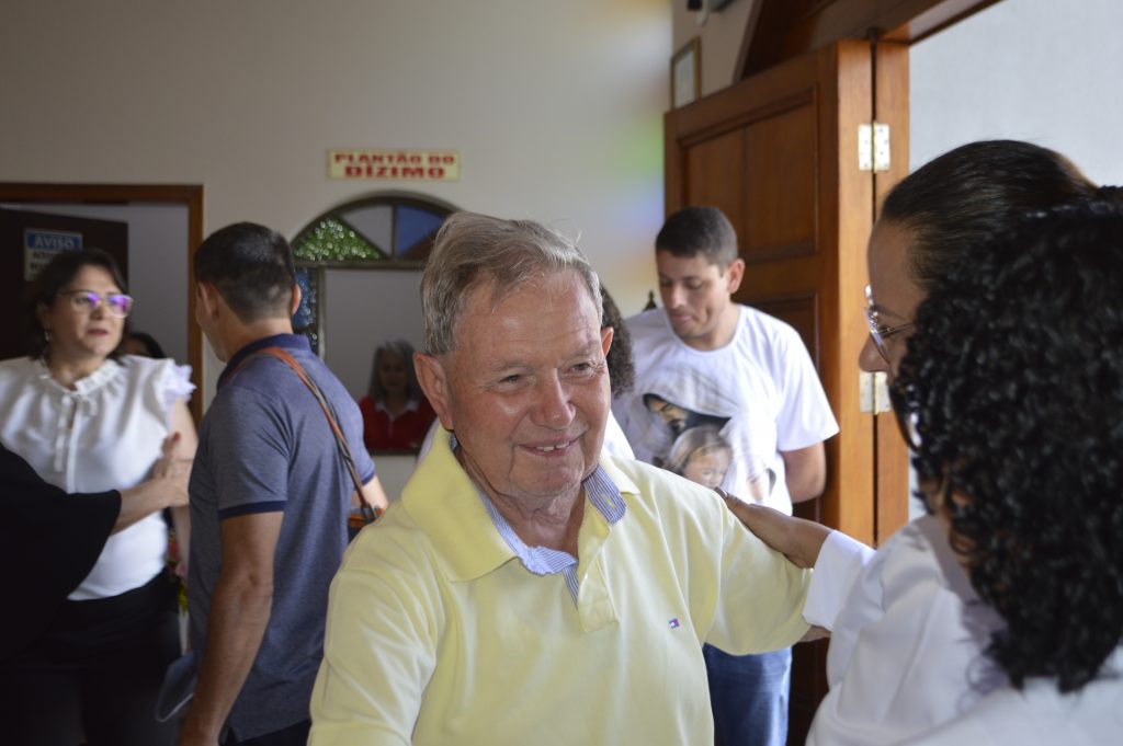 Homenagem ao Pe. Adriano Van de Ven na paróquia N.Sra. Aparecida do 4° Plano