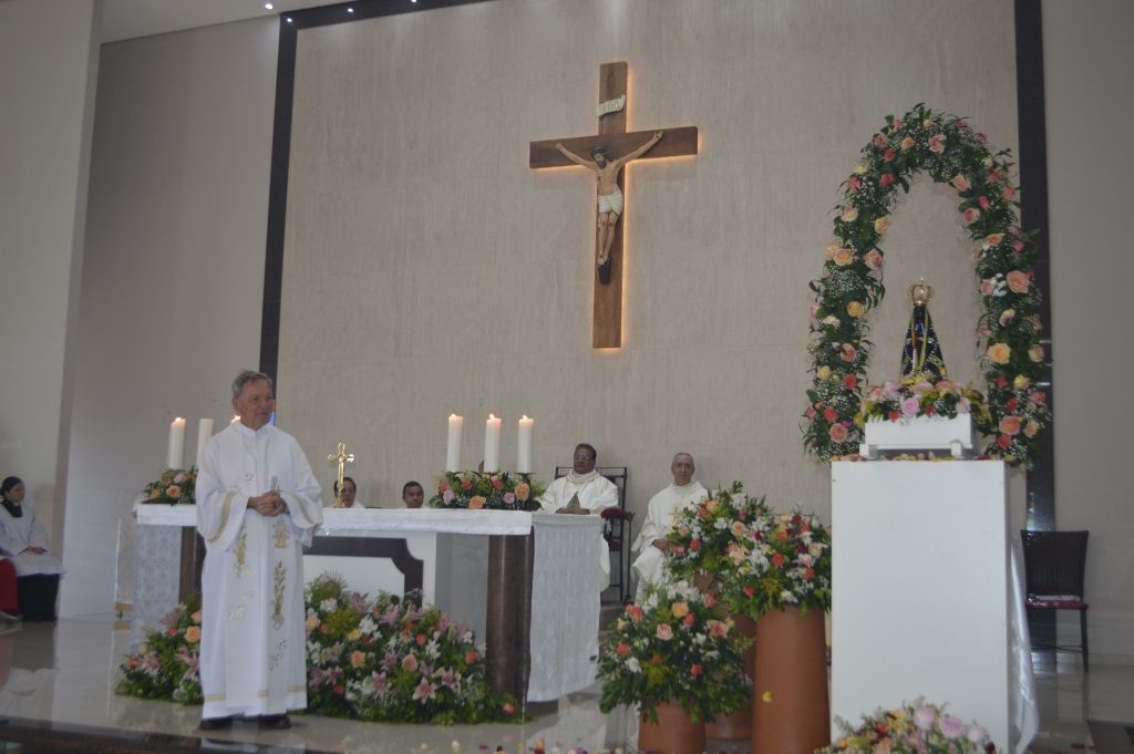 Homenagem ao Pe. Adriano Van de Ven na paróquia N.Sra. Aparecida do 4° Plano