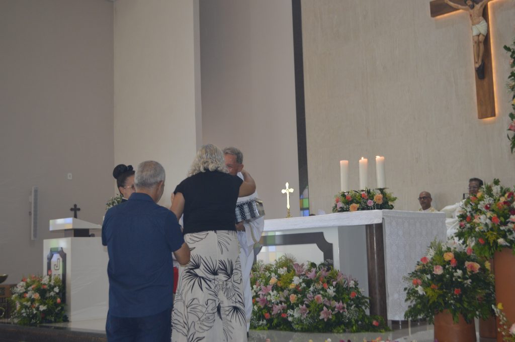 Homenagem ao Pe. Adriano Van de Ven na paróquia N.Sra. Aparecida do 4° Plano