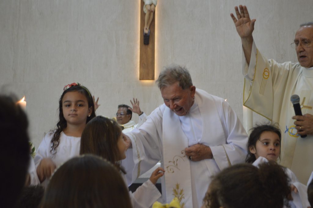 Homenagem ao Pe. Adriano Van de Ven na paróquia N.Sra. Aparecida do 4° Plano