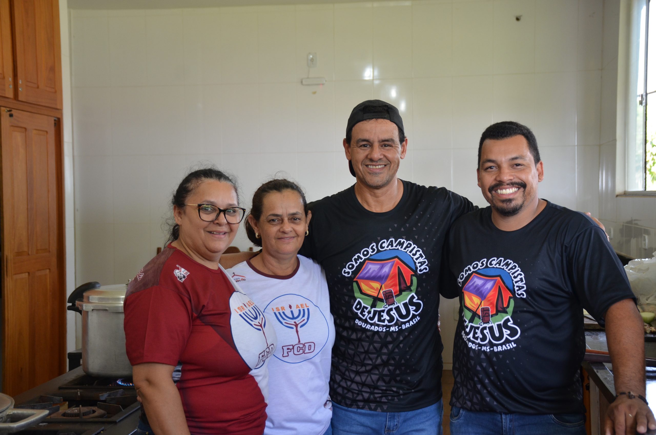 Romaria de N.Sra. Aparecida leva milhares de fiéis ao Santuário de Vila São Pedro