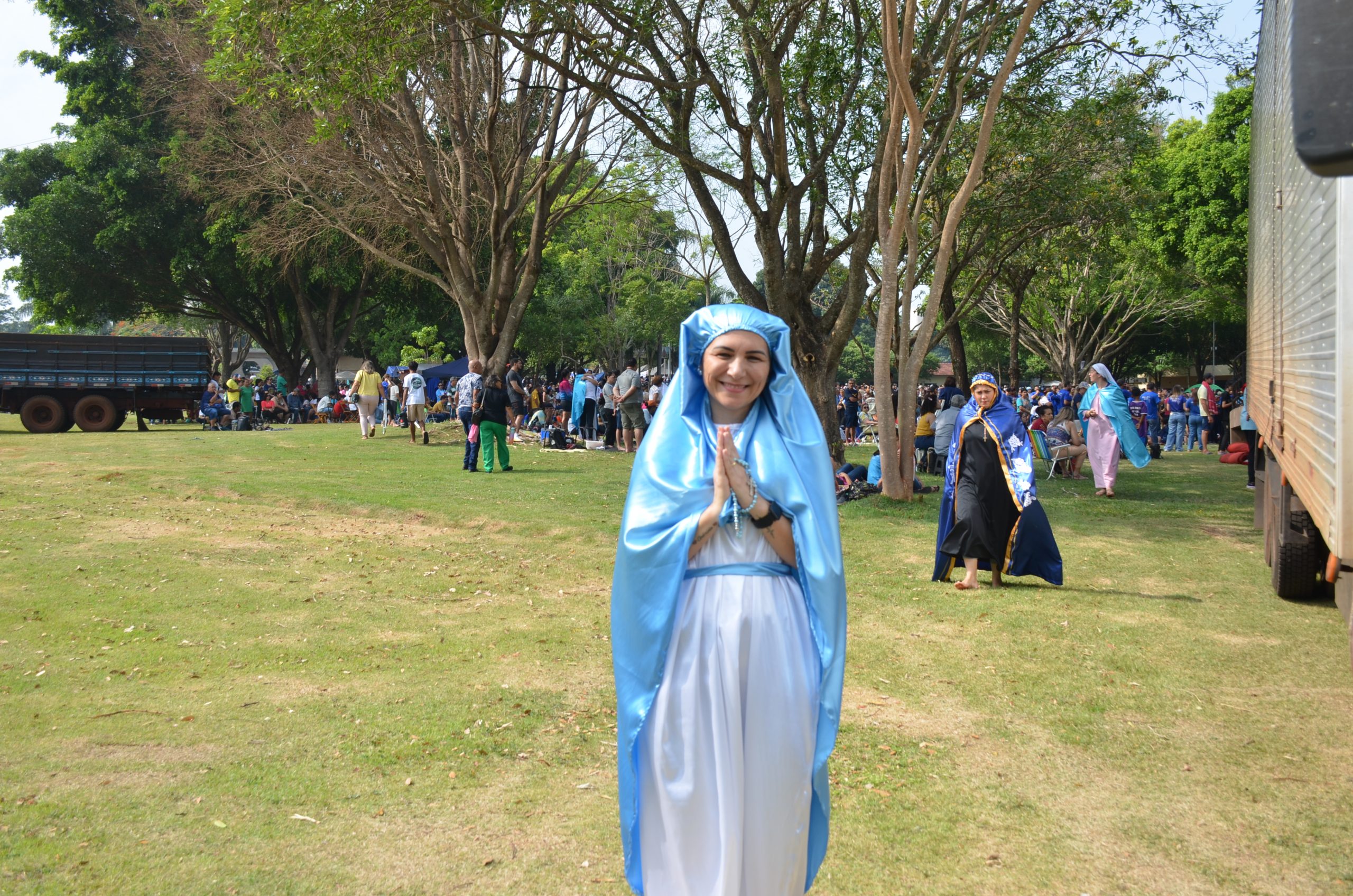 Romaria de N.Sra. Aparecida leva milhares de fiéis ao Santuário de Vila São Pedro