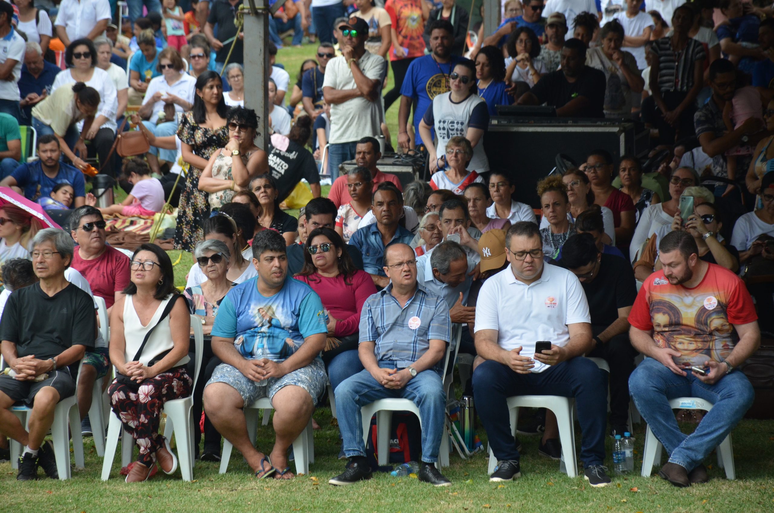 Romaria de N.Sra. Aparecida leva milhares de fiéis ao Santuário de Vila São Pedro