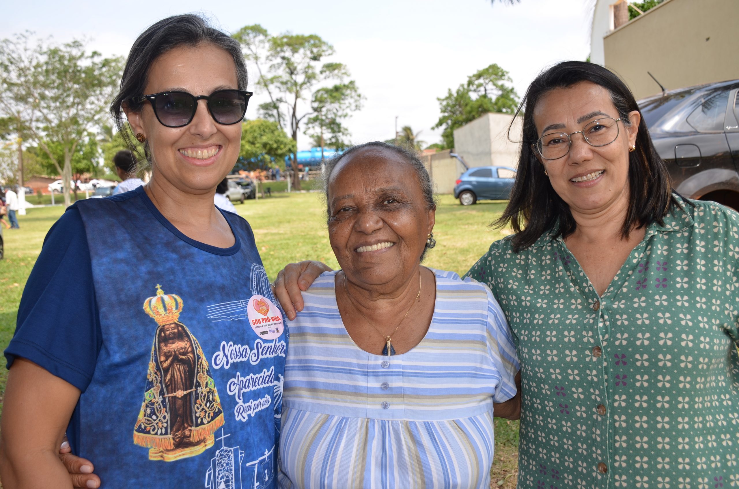 Romaria de N.Sra. Aparecida leva milhares de fiéis ao Santuário de Vila São Pedro