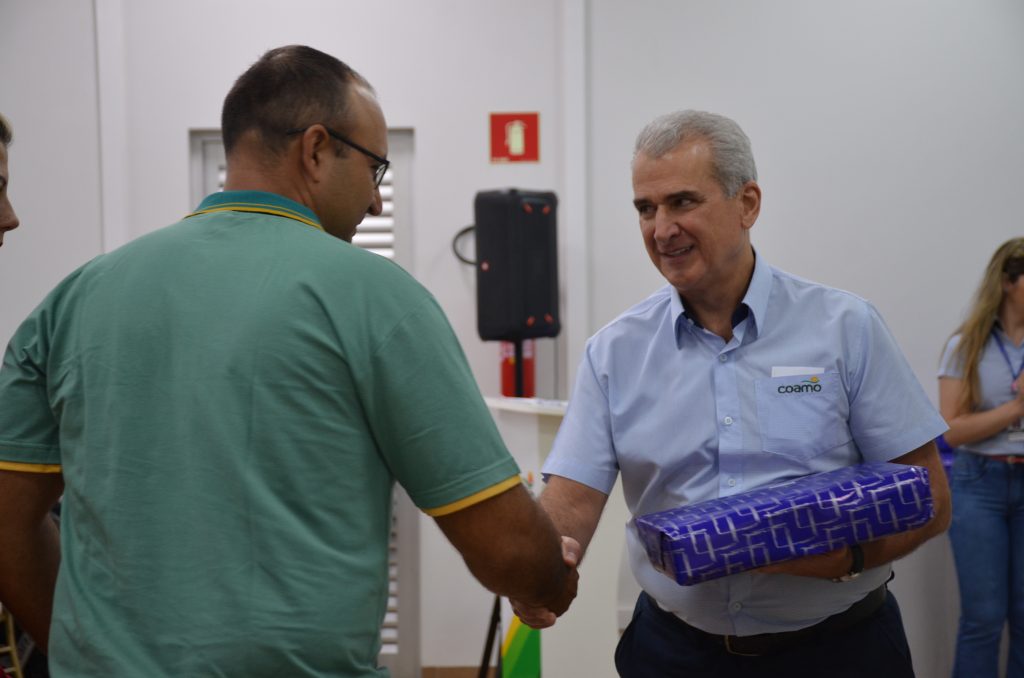 Tempo de Casa: COAMO presta homenagem aos funcionários