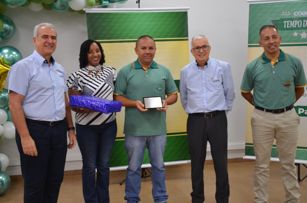 Tempo de Casa: COAMO presta homenagem aos funcionários