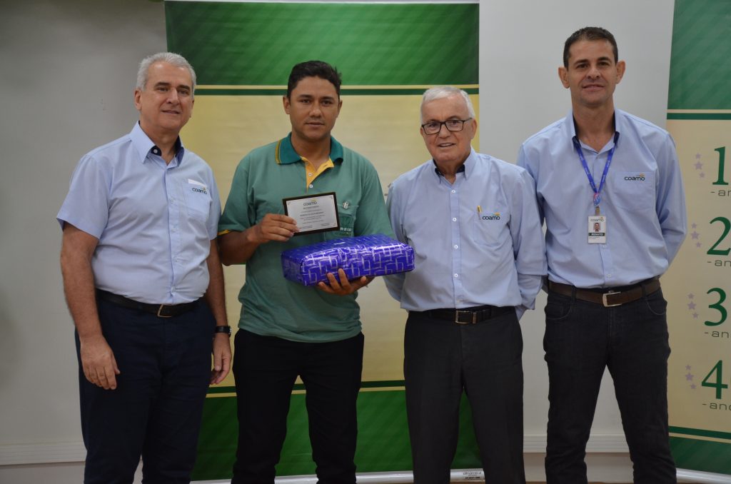 Tempo de Casa: COAMO presta homenagem aos funcionários