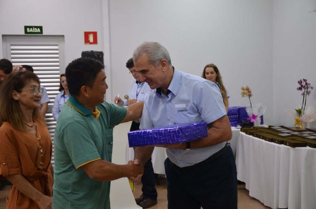 Tempo de Casa: COAMO presta homenagem aos funcionários