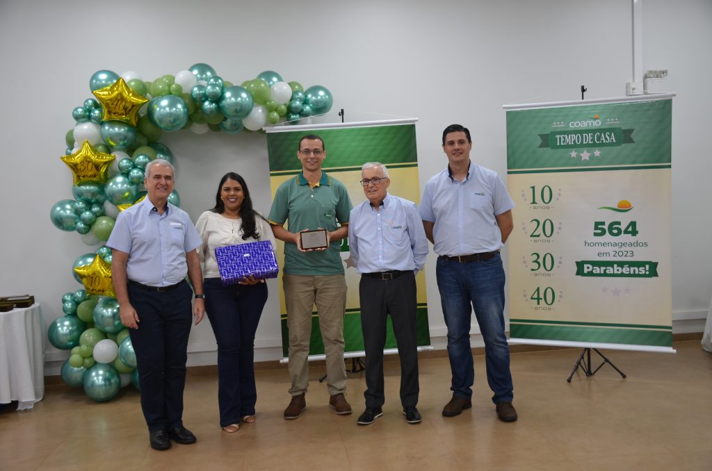 Tempo de Casa: COAMO presta homenagem aos funcionários