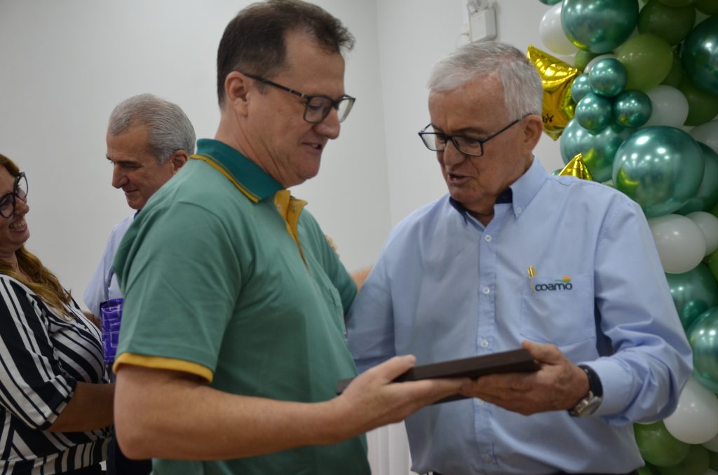 Tempo de Casa: COAMO presta homenagem aos funcionários