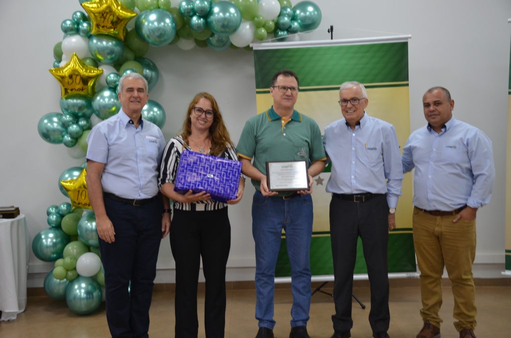 Tempo de Casa: COAMO presta homenagem aos funcionários