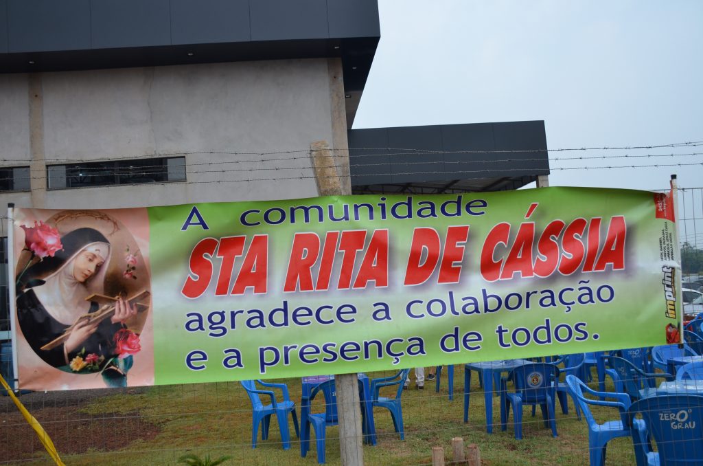 Fotos do Costelão na Comunidade Santa Rita de Cássia Fotos do Costelão na Comunidade Santa Rita de Cássia