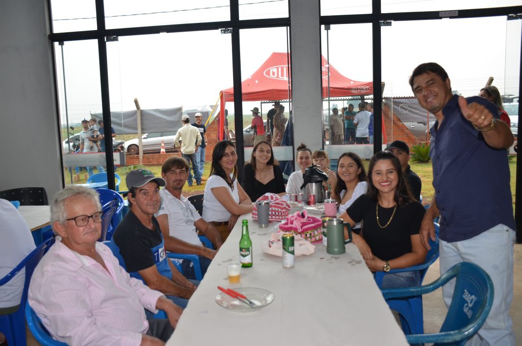 Fotos do Costelão na Comunidade Santa Rita de Cássia Fotos do Costelão na Comunidade Santa Rita de Cássia