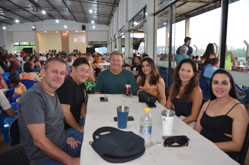 Fotos do Costelão na Comunidade Santa Rita de Cássia Fotos do Costelão na Comunidade Santa Rita de Cássia