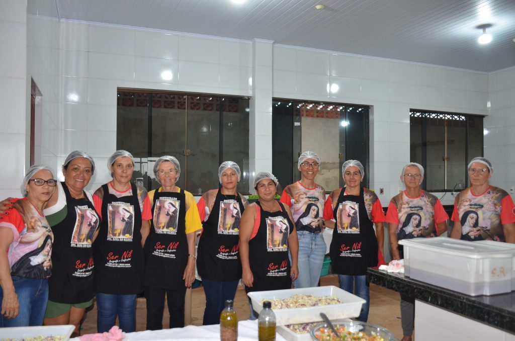 Fotos do Costelão na Comunidade Santa Rita de Cássia Fotos do Costelão na Comunidade Santa Rita de Cássia