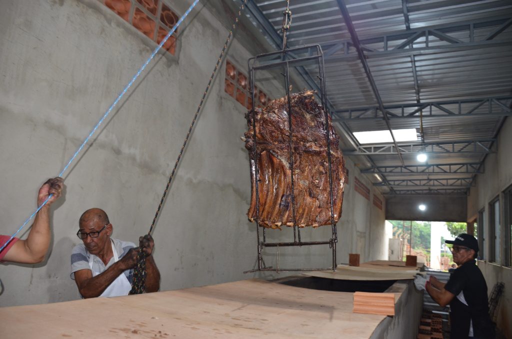 Fotos do Costelão na Comunidade Santa Rita de Cássia Fotos do Costelão na Comunidade Santa Rita de Cássia