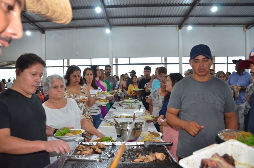 Fotos do Costelão na Comunidade Santa Rita de Cássia Fotos do Costelão na Comunidade Santa Rita de Cássia