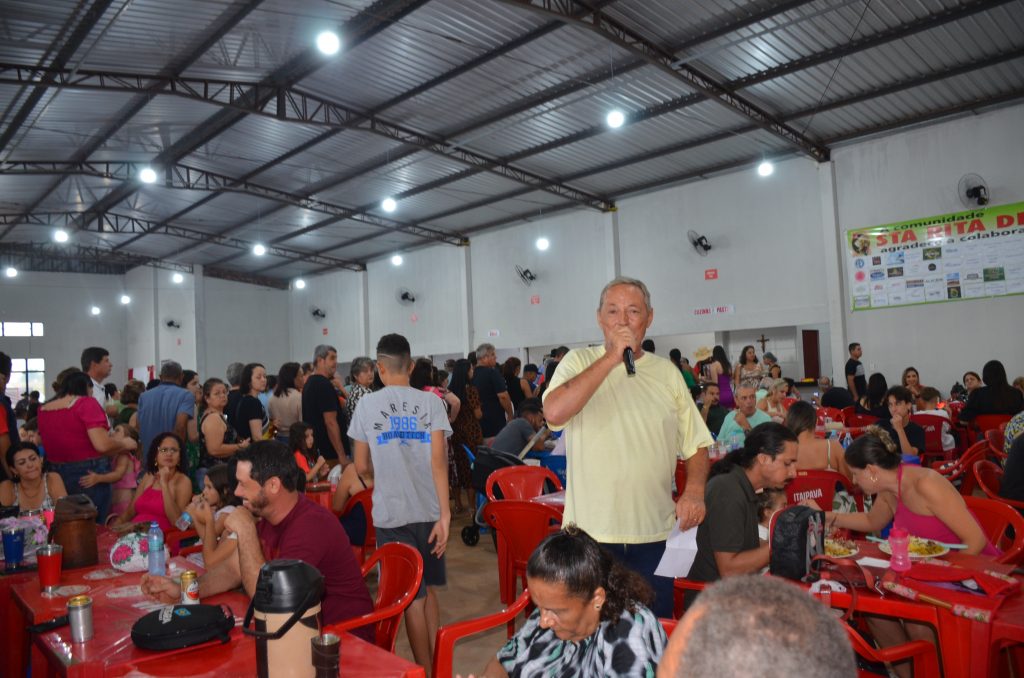 Fotos do Costelão na Comunidade Santa Rita de Cássia Fotos do Costelão na Comunidade Santa Rita de Cássia