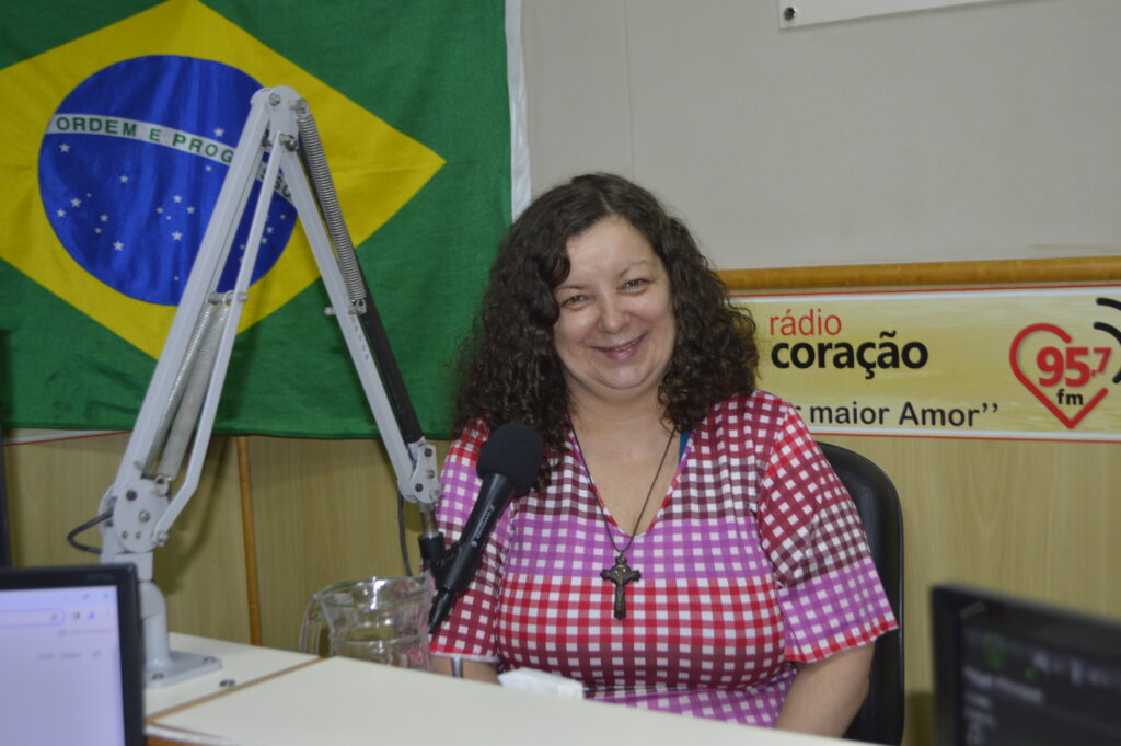 Pe. Fernando Lorenz se despede do programa 'Ponto de Vista'