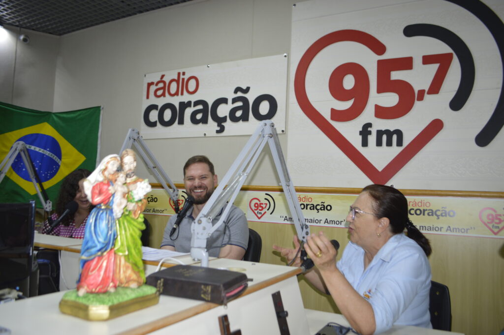 Pe. Fernando Lorenz se despede do programa 'Ponto de Vista'